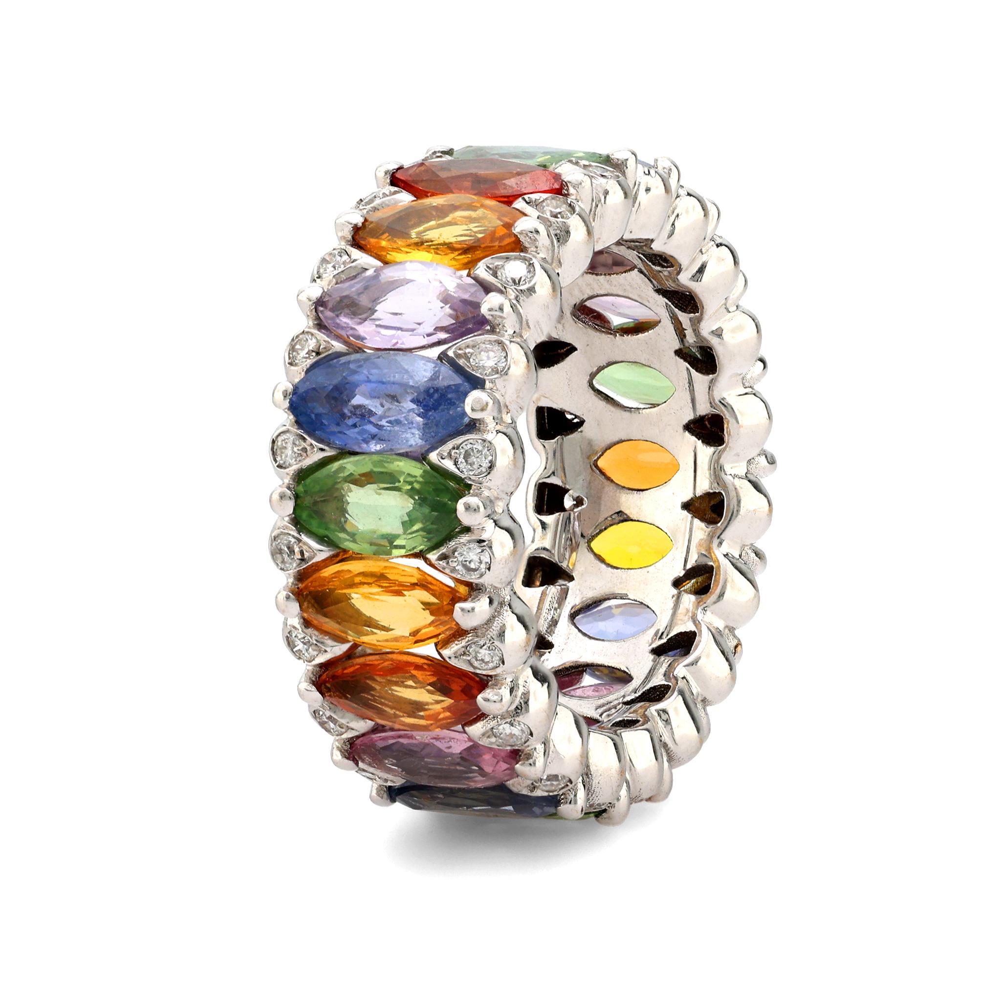 Vintage-Ring aus 18 Karat Weißgold mit 8 Karat mehrfarbigem Saphir und Diamant (Moderne)