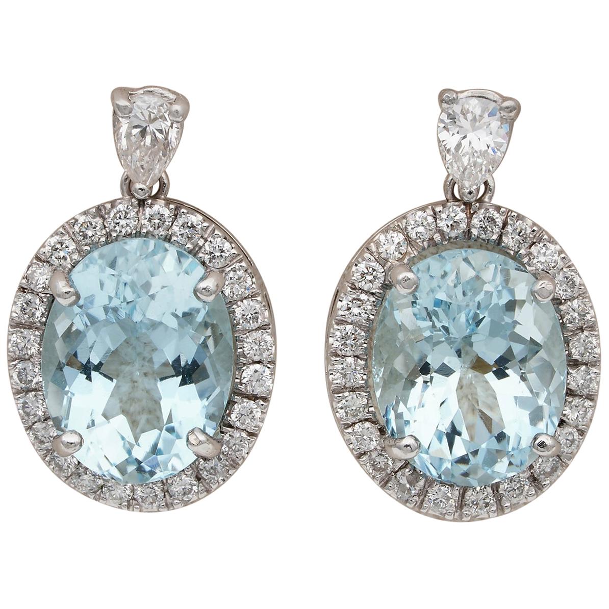 Vintage 8.00 Carat Natural Aquamarine 1.20 Carat Diamond Drop Earrings For Sale