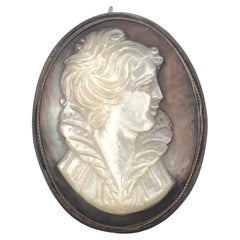 Vintage 800 Silver Mother of Pearl Cameo Pendant Brooch 38x30mm 9.23g