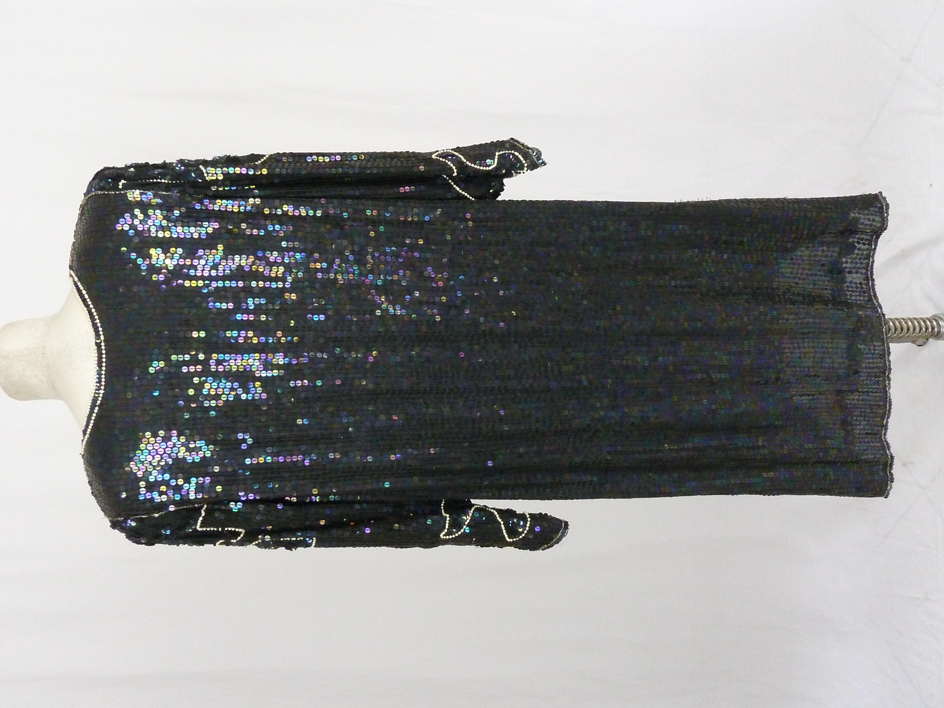 Vintage 80s Artisanal Abend Partykleid Schwarz Pailletten Perlen Langes Kleid im Zustand „Hervorragend“ im Angebot in Brindisi, Bt