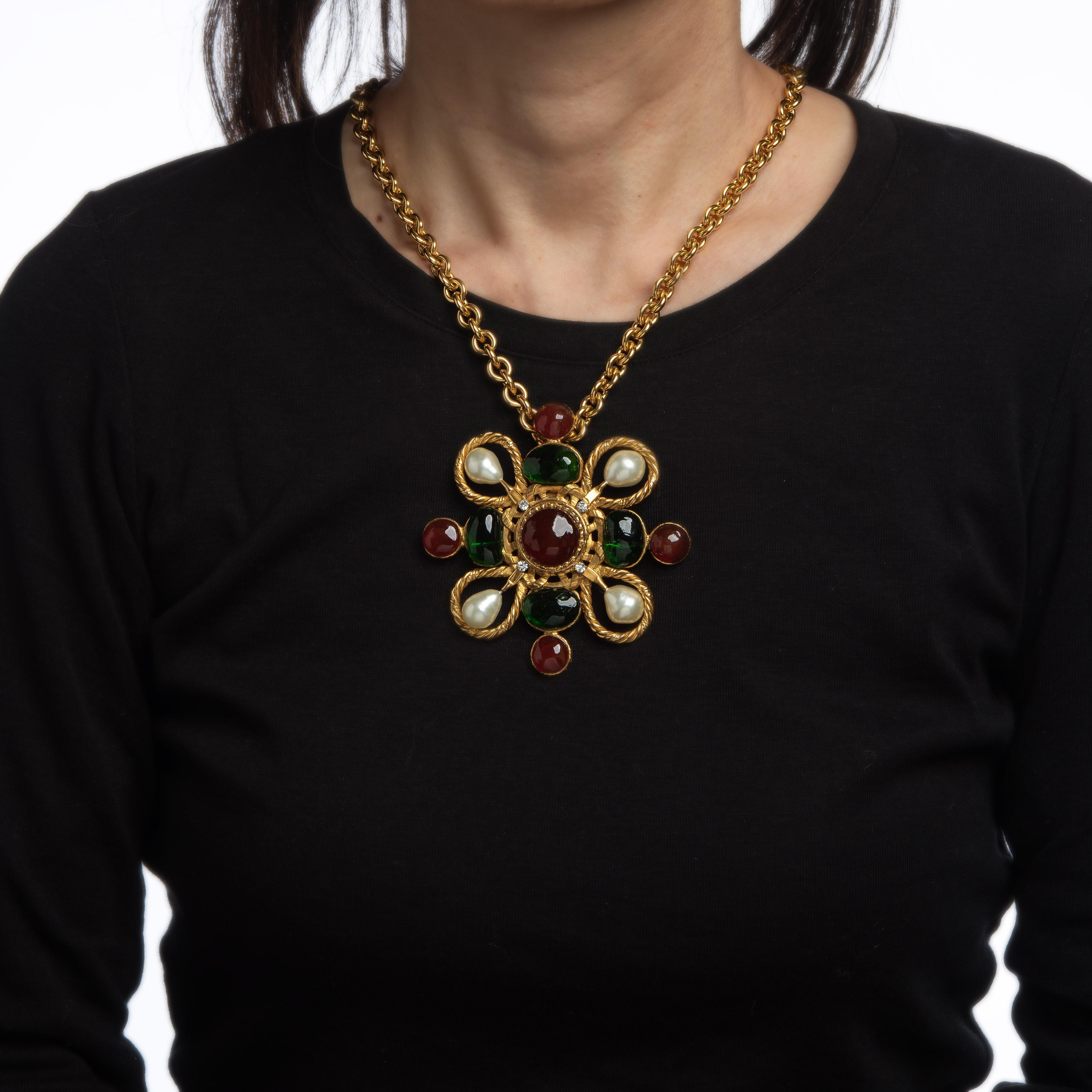 vintage chanel gripoix necklace
