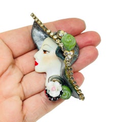 Vintage 80's flapper art deco style ladies face designer pin brooch