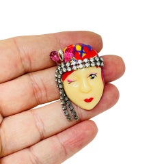 Vintage 80's flapper art deco style ladies face designer pin brooch