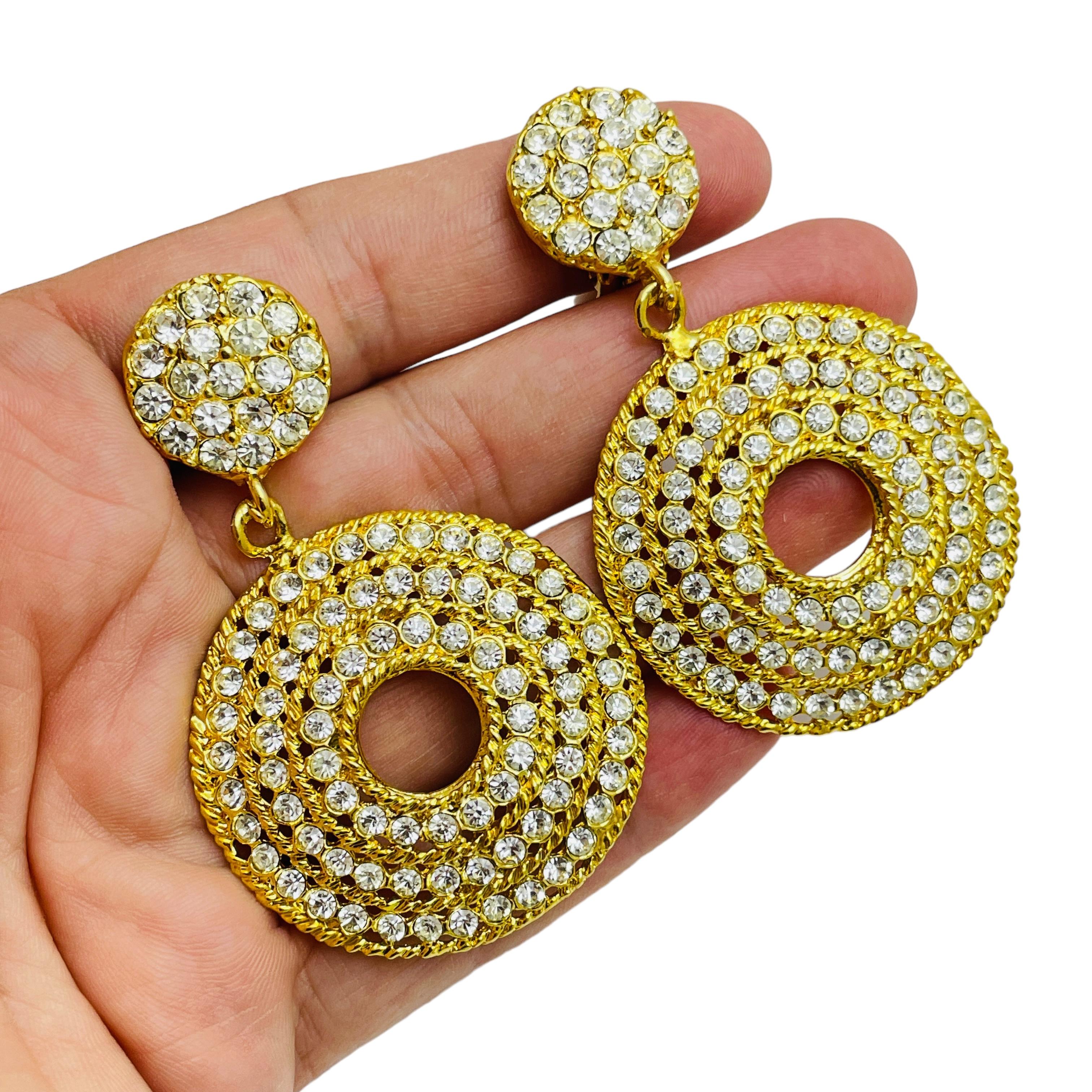 Women's Vintage 80’s gold rhinestone designer dangle clip on earrings For Sale