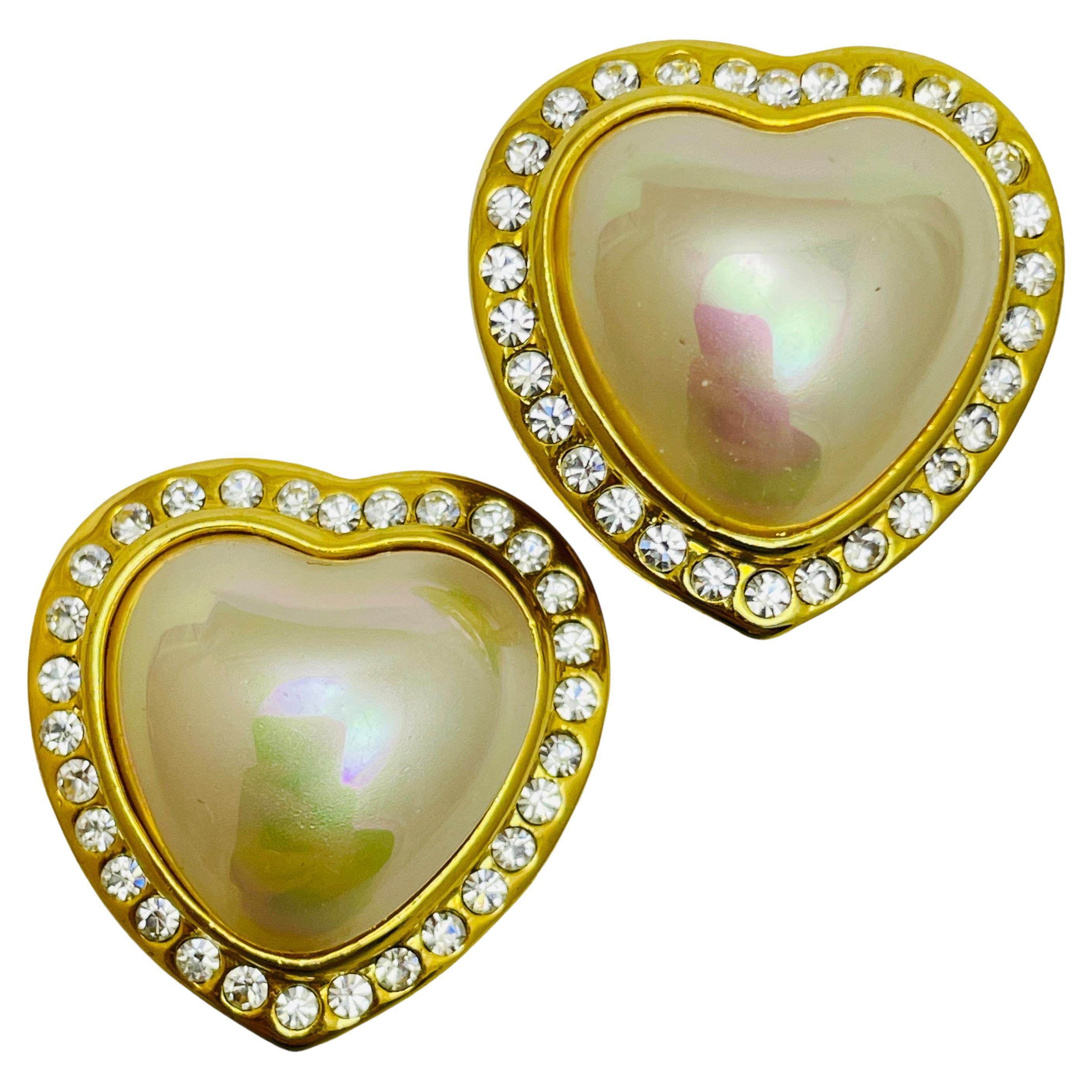 Vintage 80’s gold rhinestone pearl heart designer clip on earrings