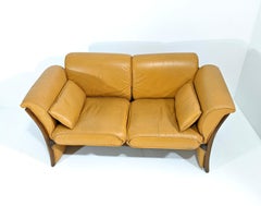 Vintage 80's Italian Modern Sofa in Cognac Leather and Wood