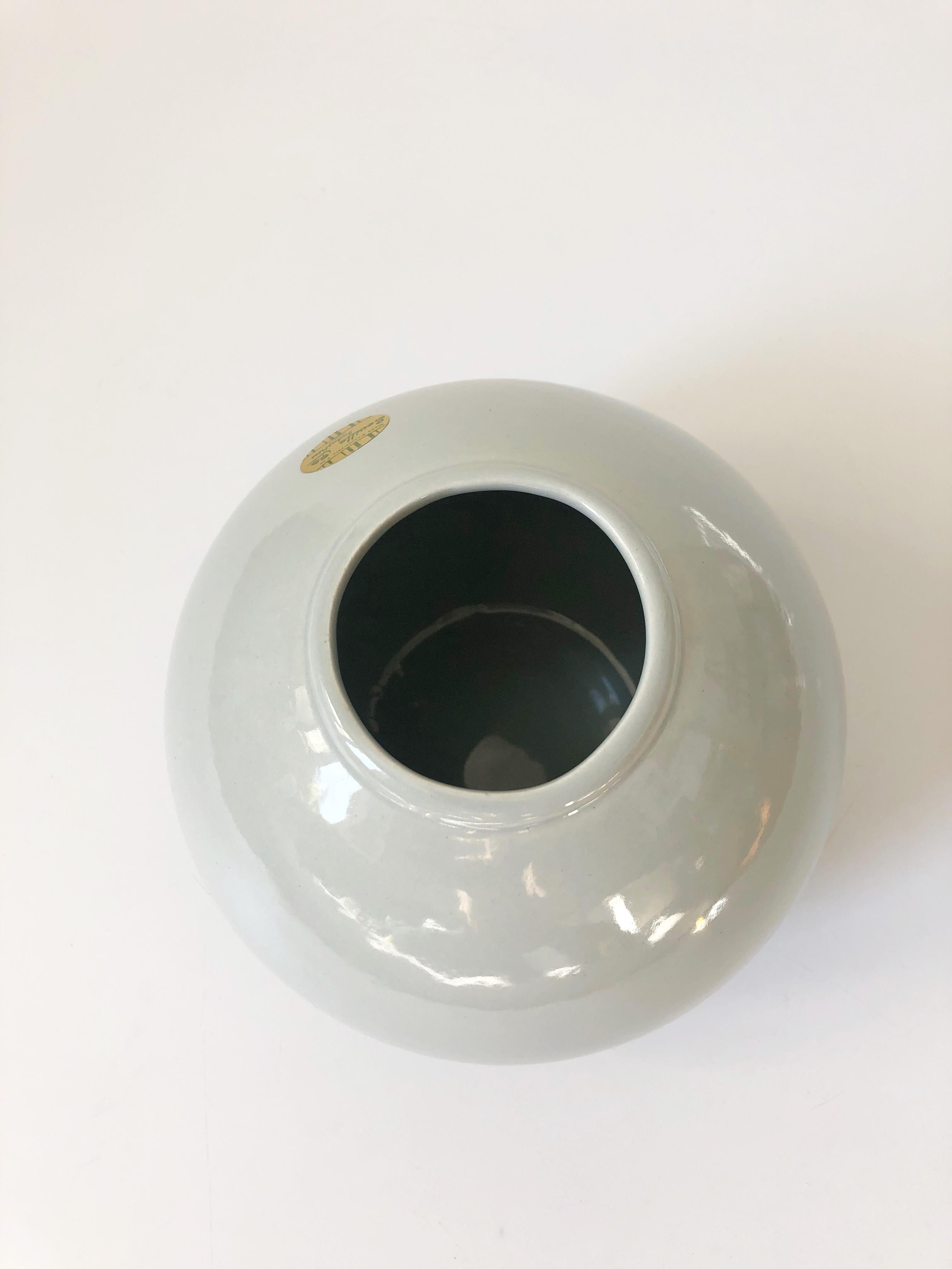 Post-Modern Vintage 80s Modern Gray Sphere Vase