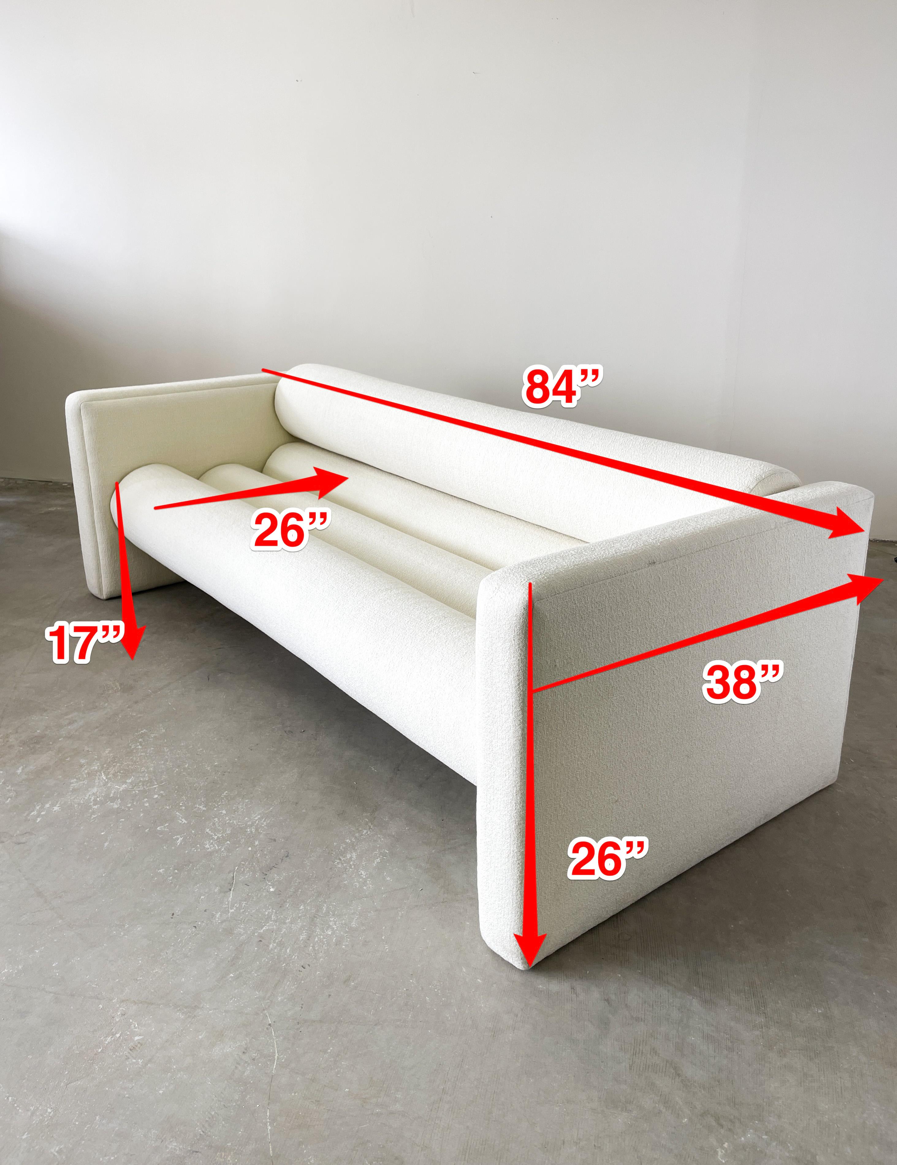 Canapé à Traversin vintage des années 80 postmoderne Off-White/Crème Light bouclé en vente 4