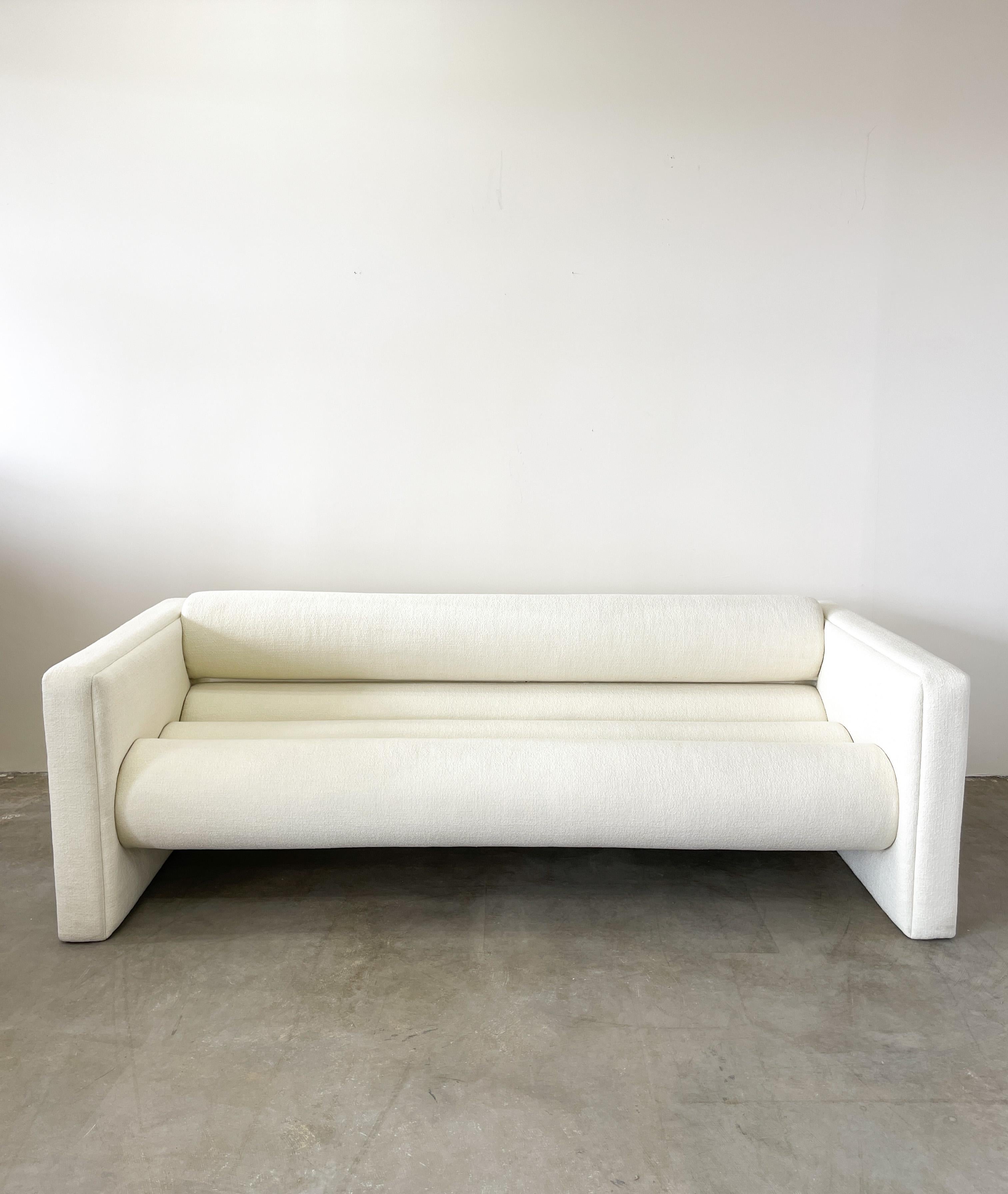 Post-Modern Vintage 80s Postmodern off White/Light Cream bouclé Bolster Sofa For Sale