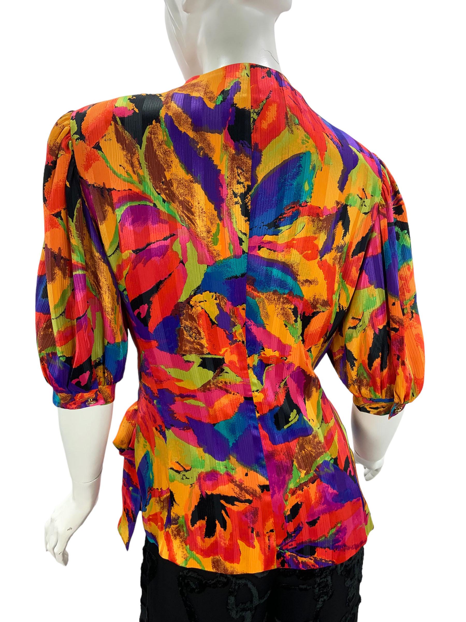 Vintage anni '80 Yves Saint Laurent Camicetta di seta a portafoglio Top taglia M. in vendita 2
