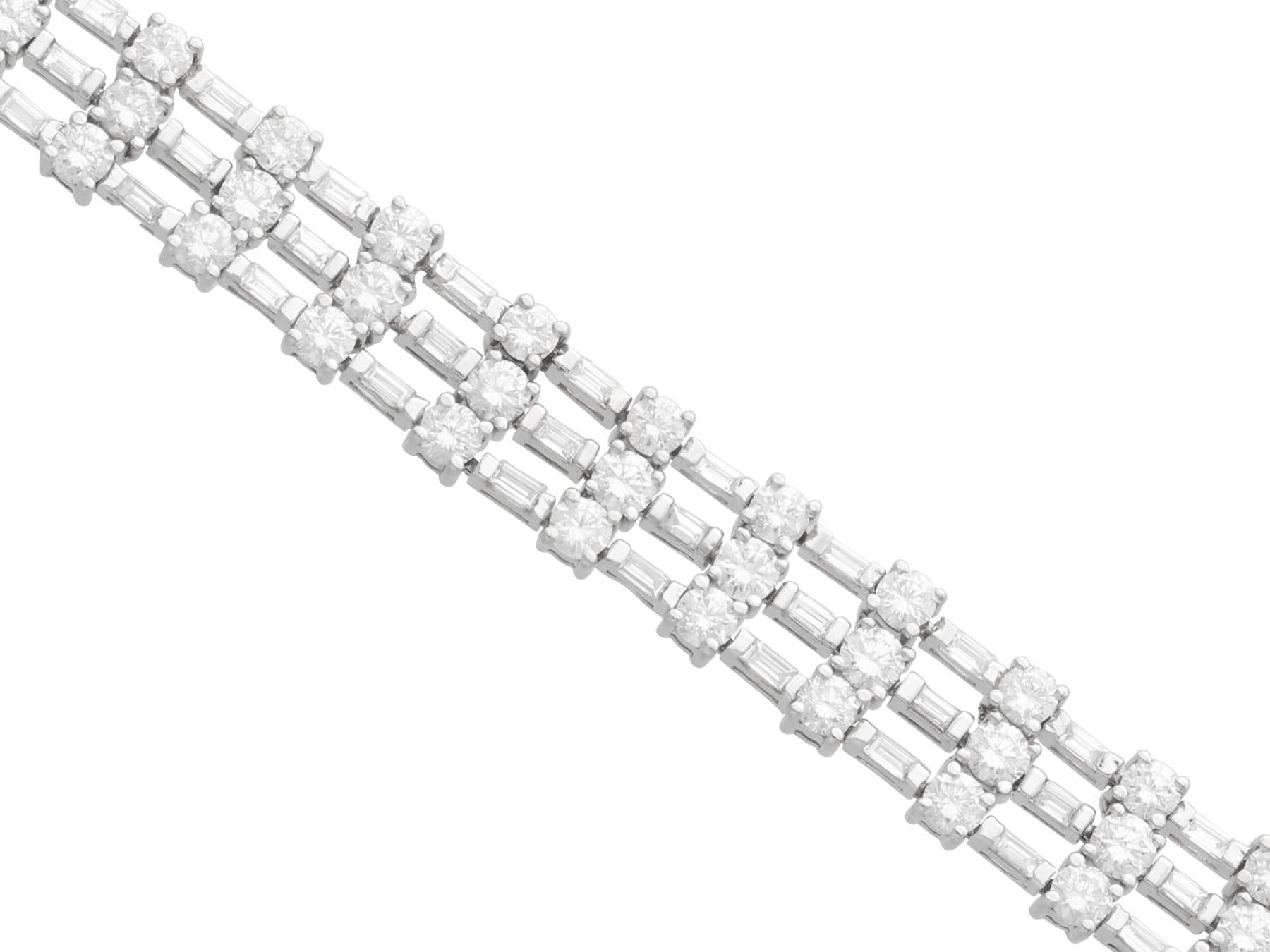 Vintage 8.10 Carat Diamond and 18k White Gold Bracelet Circa 1950 en vente 2
