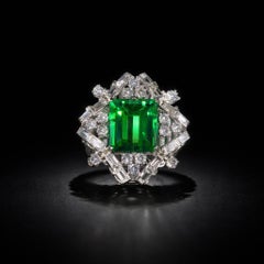 Vintage-Ring aus Platin mit einem 8,26 Karat schweren, von der GIA bewerteten natürlichen Turmalin im Smaragdschliff und Diamanten