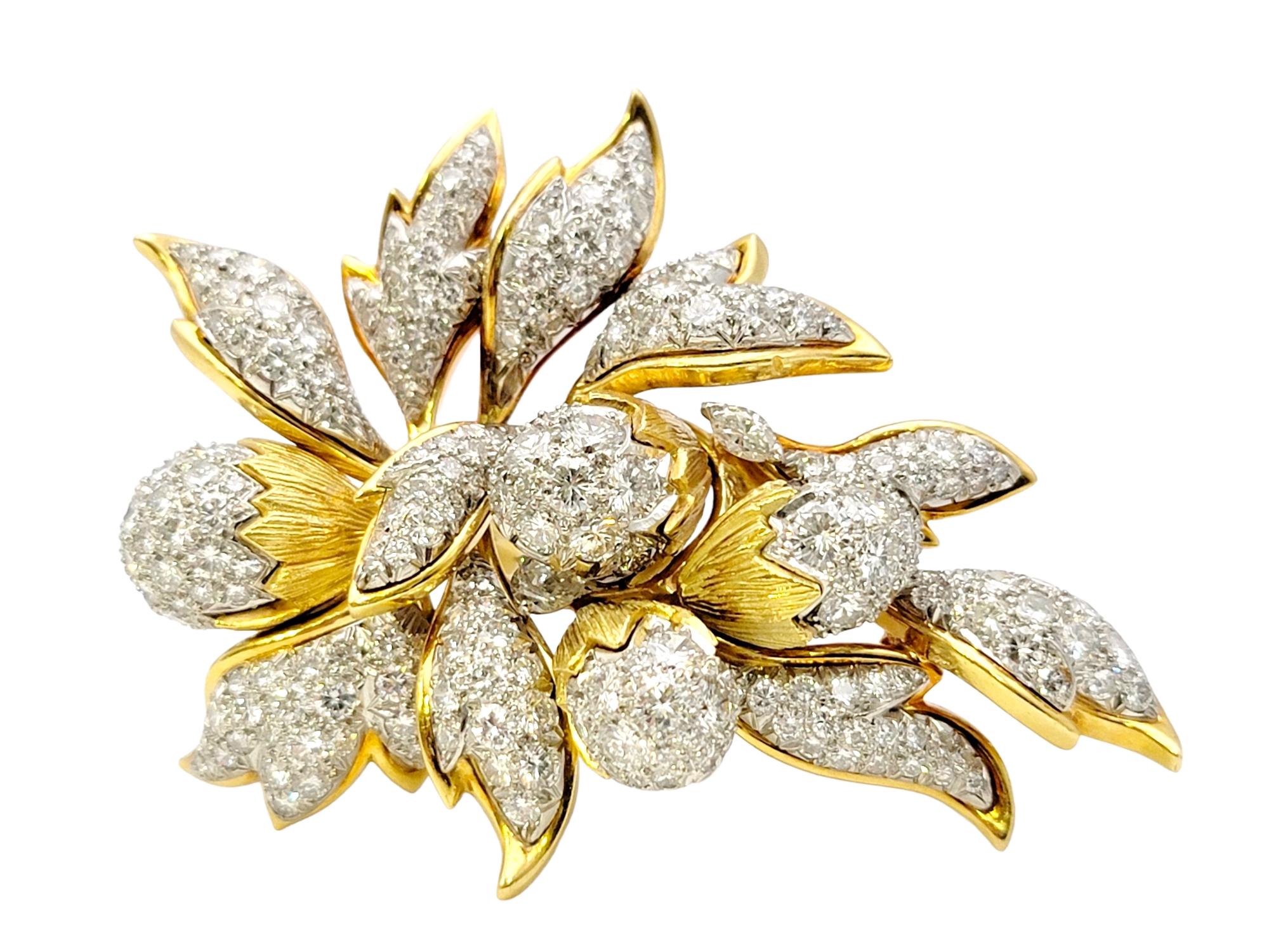 Contemporary Vintage 8.40 Carat Total Diamond En Tremblant Botanical Brooch in 18 Karat Gold 