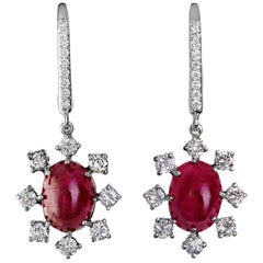 Vintage 8.54 Carat Cabochon Red Ruby Diamond Cluster Hanging Drop Gold Earrings