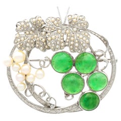 Vintage 8.85Ct Chrysoprase and Seed Pearl, 18k White Gold Brooch/Pendant 