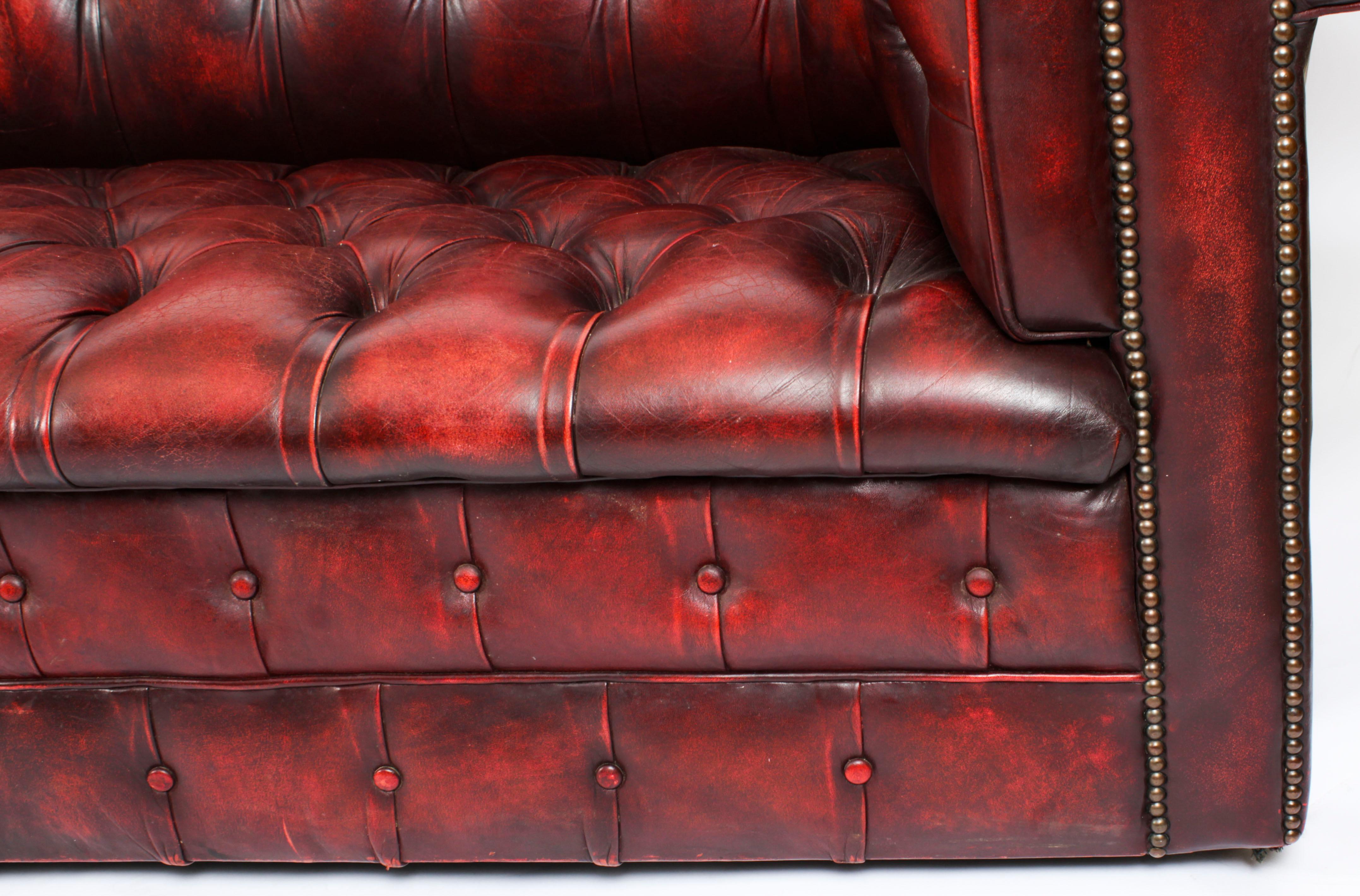 Vintage English Button Back Leather Chesterfield Sofa Mid-20th C 11
