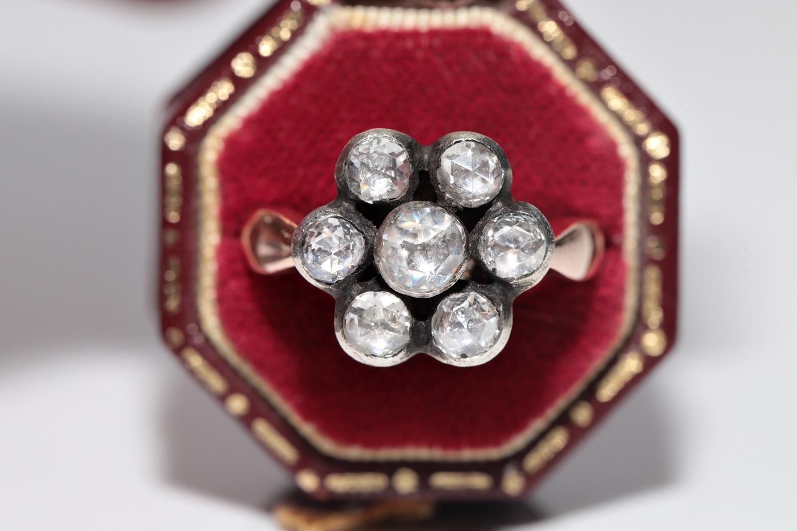 
In sehr gutem Zustand.
Das Gesamtgewicht beträgt 4,7 Gramm.
Insgesamt ist Diamant 1,05 ct.
Der Diamant hat die Farbe G-H und die Reinheit vs-s1.
Ringgröße ist US 7.5
Wir können jede Größe herstellen.
Die Box ist nicht enthalten.
Bitte kontaktieren