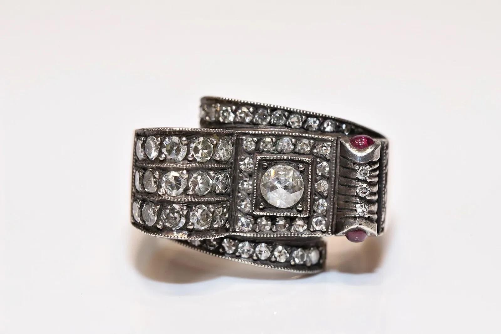8 Karat Gold Platin Silber natürlicher Diamant und Rubin Dekoriert Vintage  Tank Ring  im Angebot 4