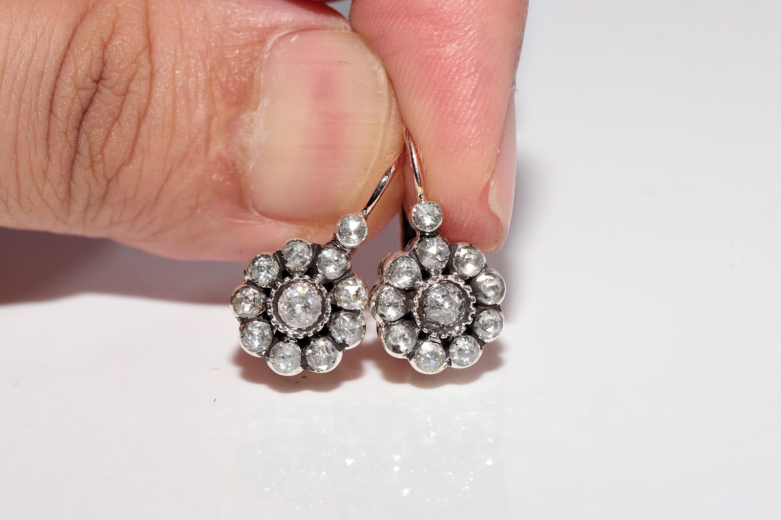 Vintage 8k Gold Top Silber natürliche Rose Cut Diamond dekoriert Rose Ohrring (Rosenschliff) im Angebot