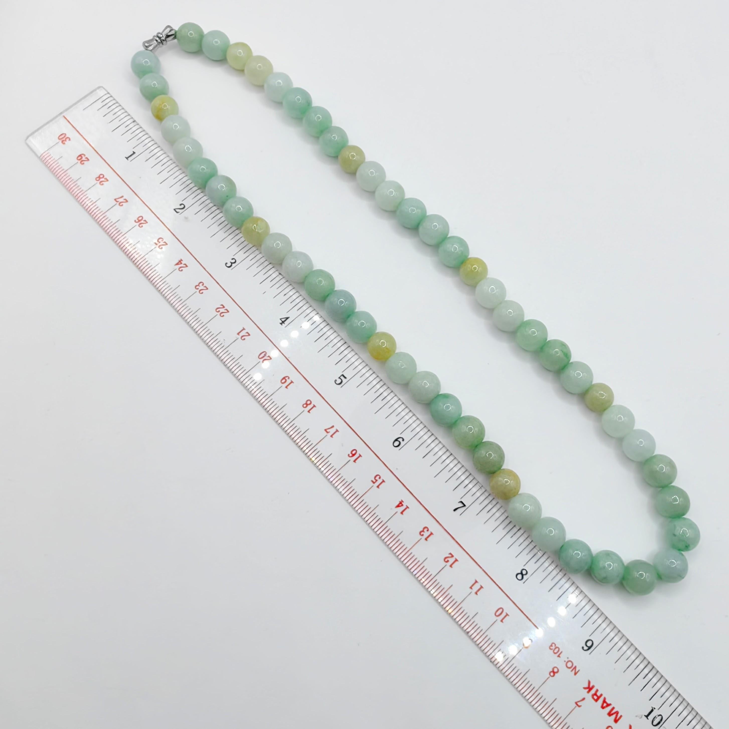 Collana vintage di perle di giada birmana verde Greene & Greene Greene da 9 & 19 mm 1