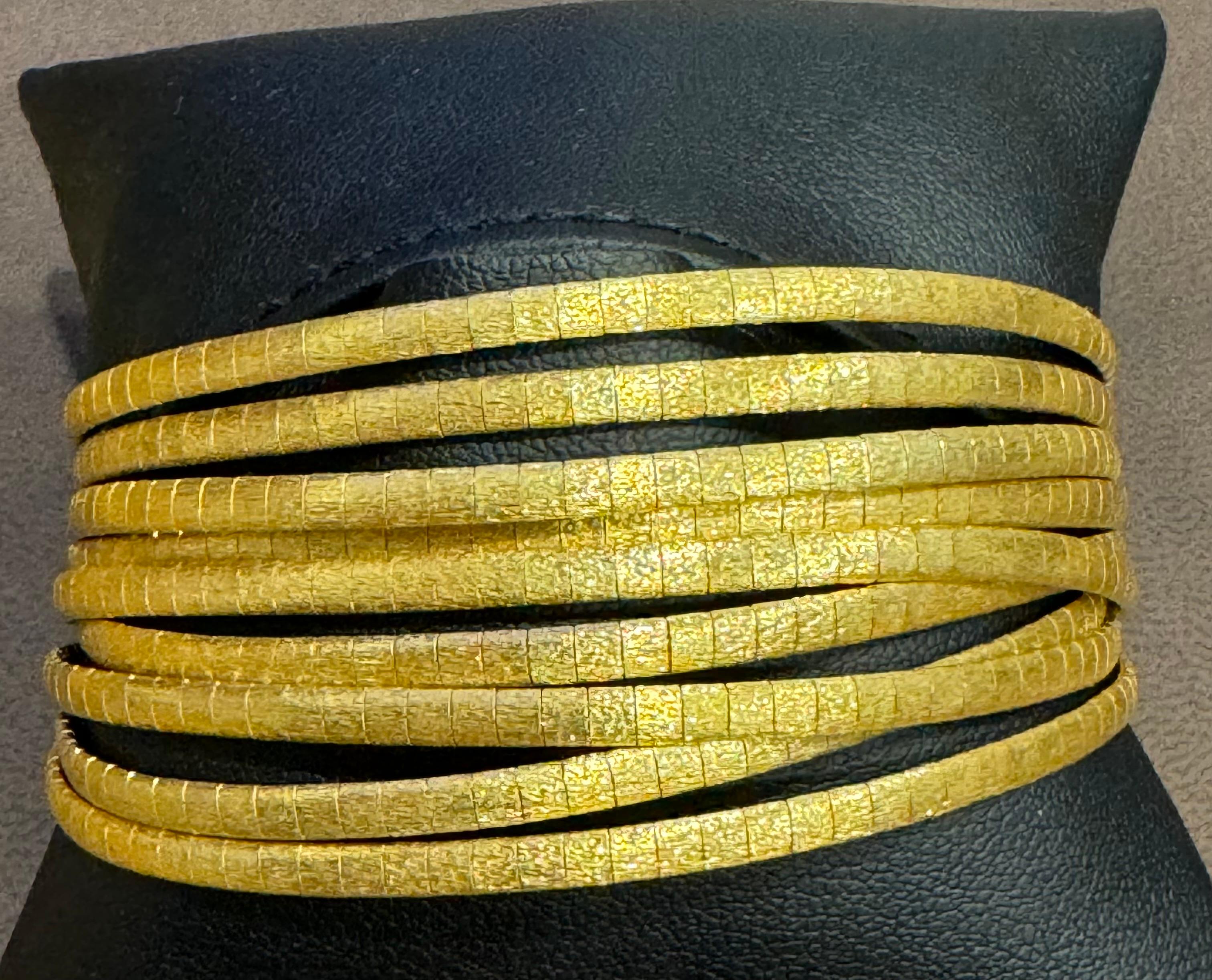 Vintage 9 Bangle Combined Hammered Gold  Bracelet in 18 Kt Yellow Gold, 76 gm 5