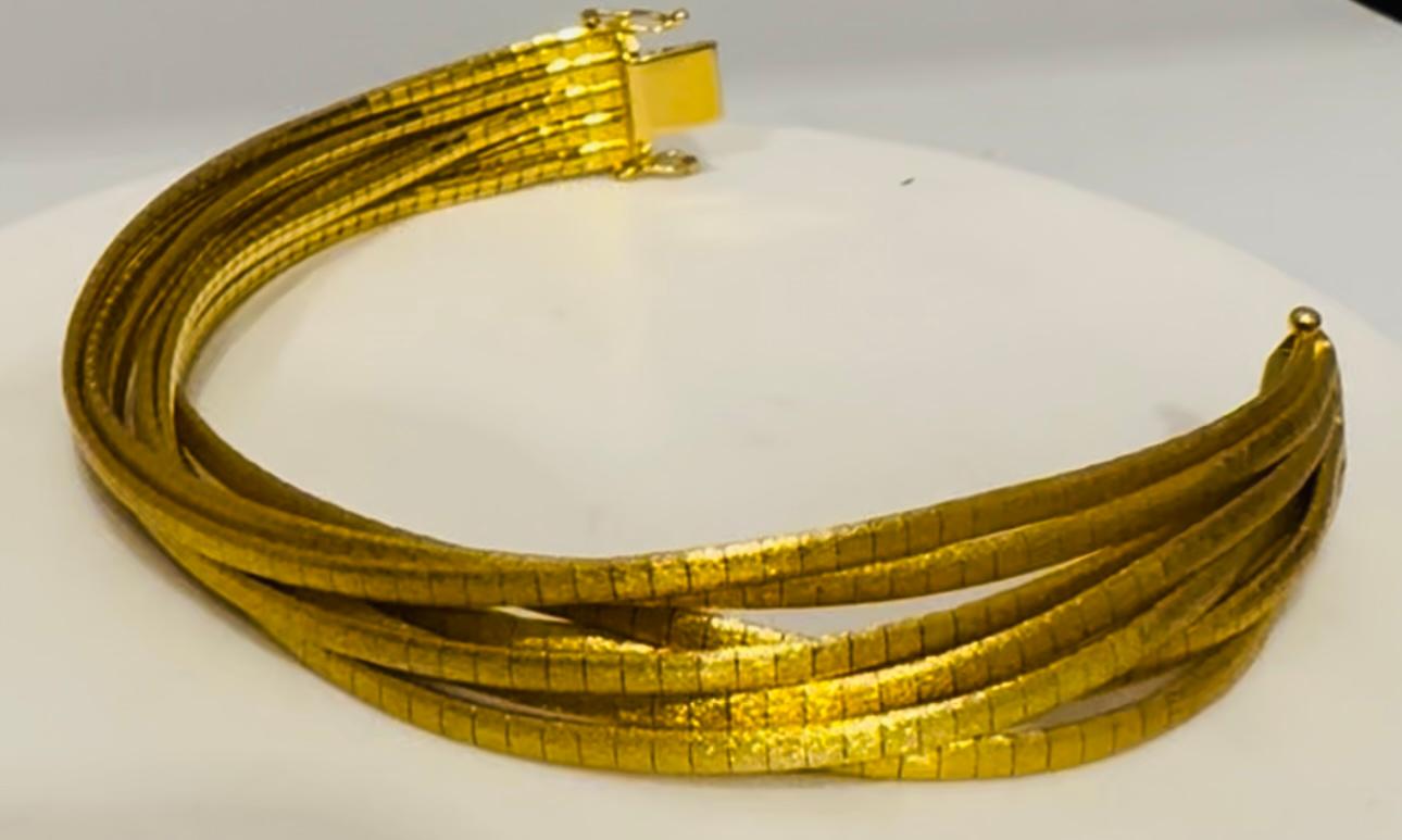  Vintage 9 Bangle Combined Hammered Gold  Bracelet in 18 Kt Yellow Gold, 76 gm 1