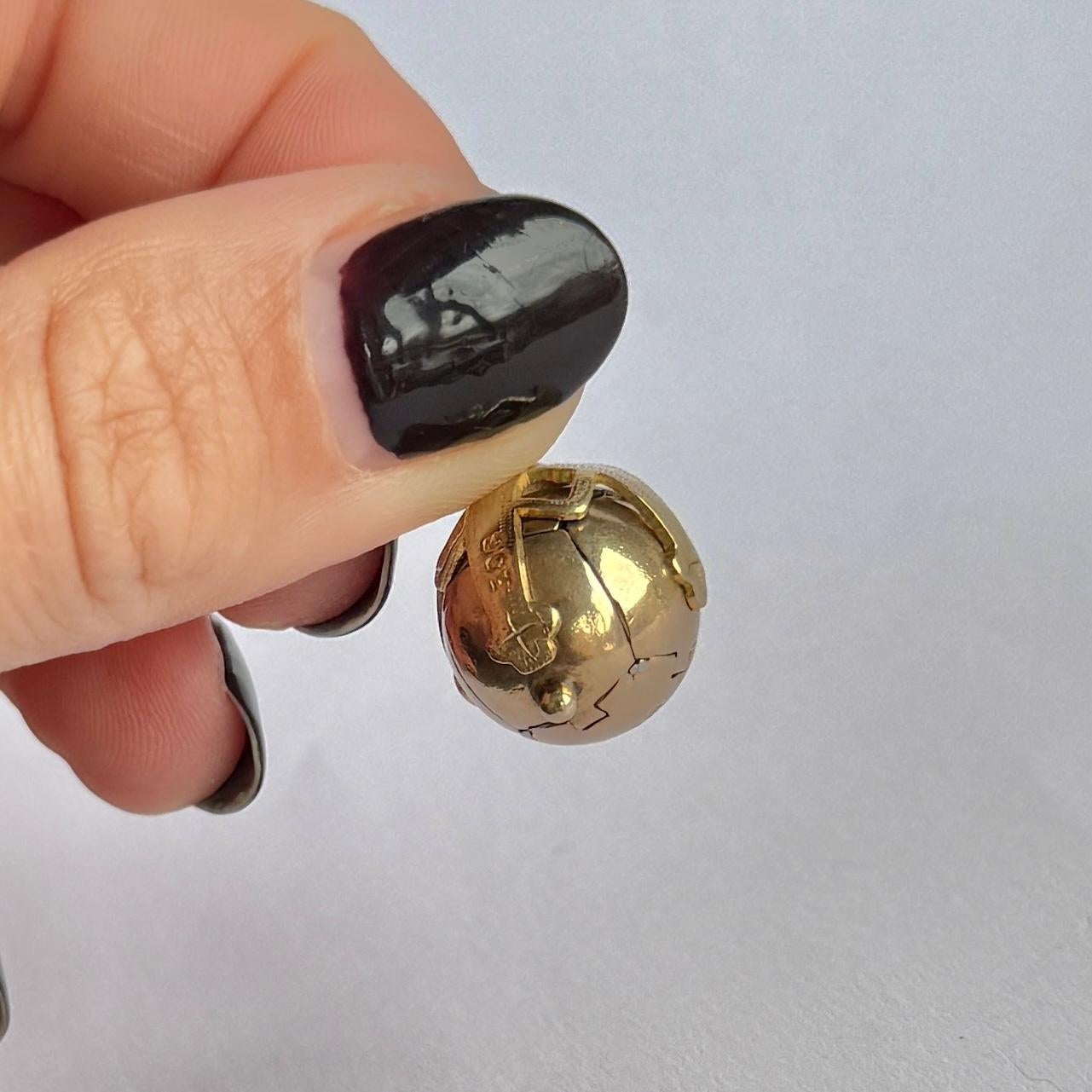 Ciondolo massonico d'epoca in oro e argento a 9 carati In condizioni buone in vendita a Chipping Campden, GB