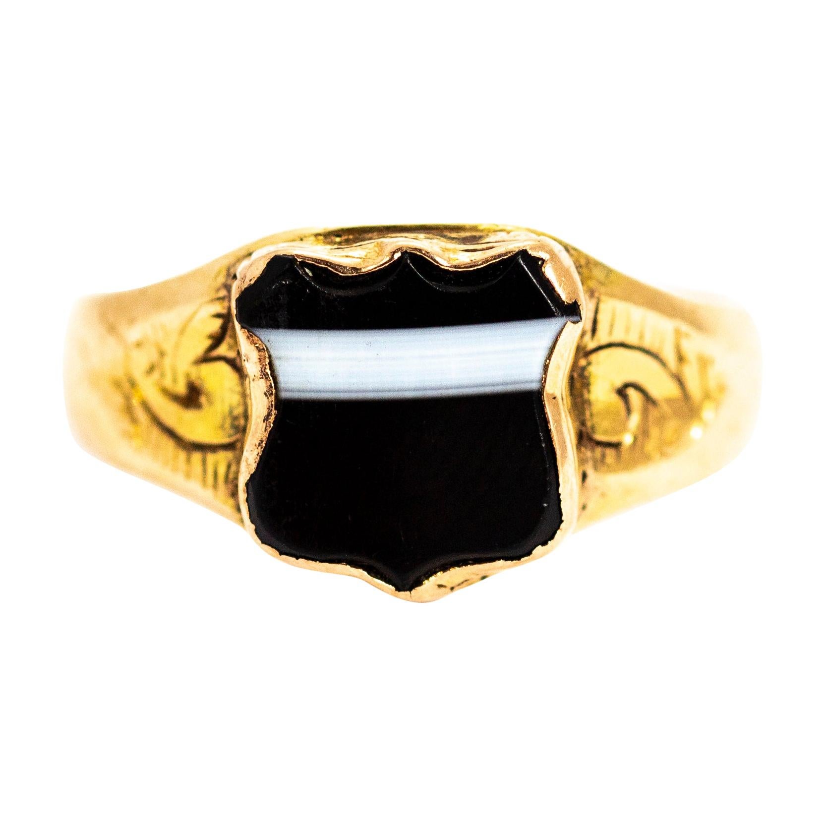 Vintage 9 Carat Gold Banded Agate Shield Signet Ring