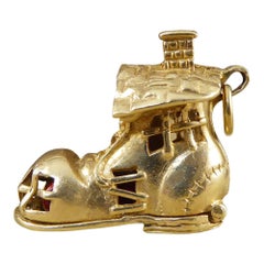 Vintage 9 Carat Gold Boot Charm with a Hidden Rhyme Scene Inside