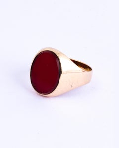 Vintage 9 Carat Gold Carnelian Signet Ring