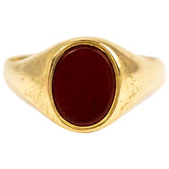 Vintage 9 Carat Gold Carnelian Signet Ring