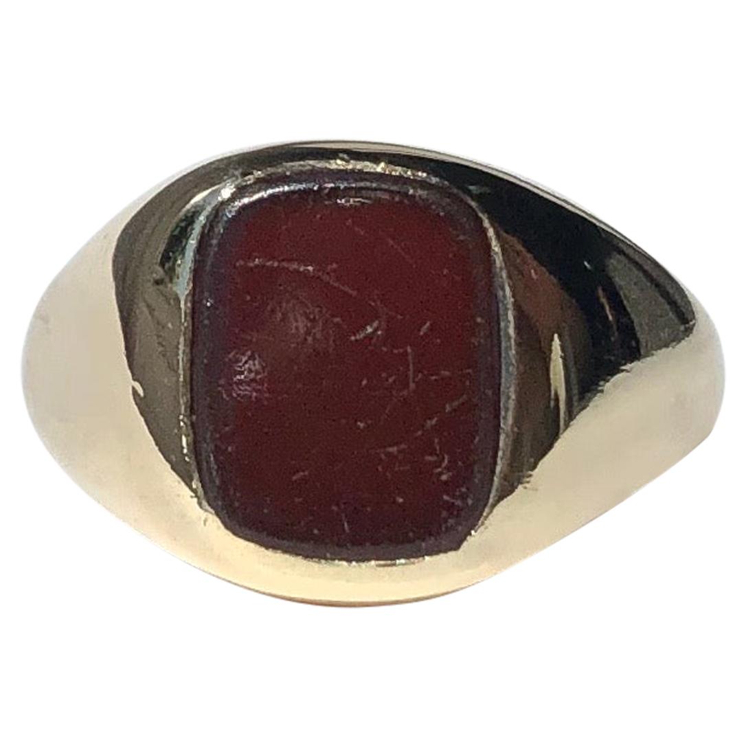 Vintage 9 Carat Gold Carnelian Signet Ring