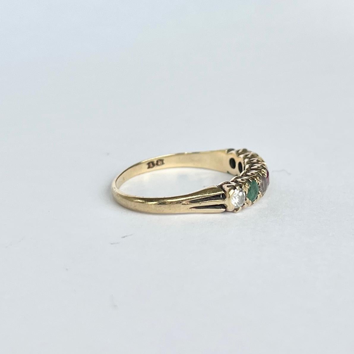 Round Cut Vintage 9 Carat Gold Dearest Ring