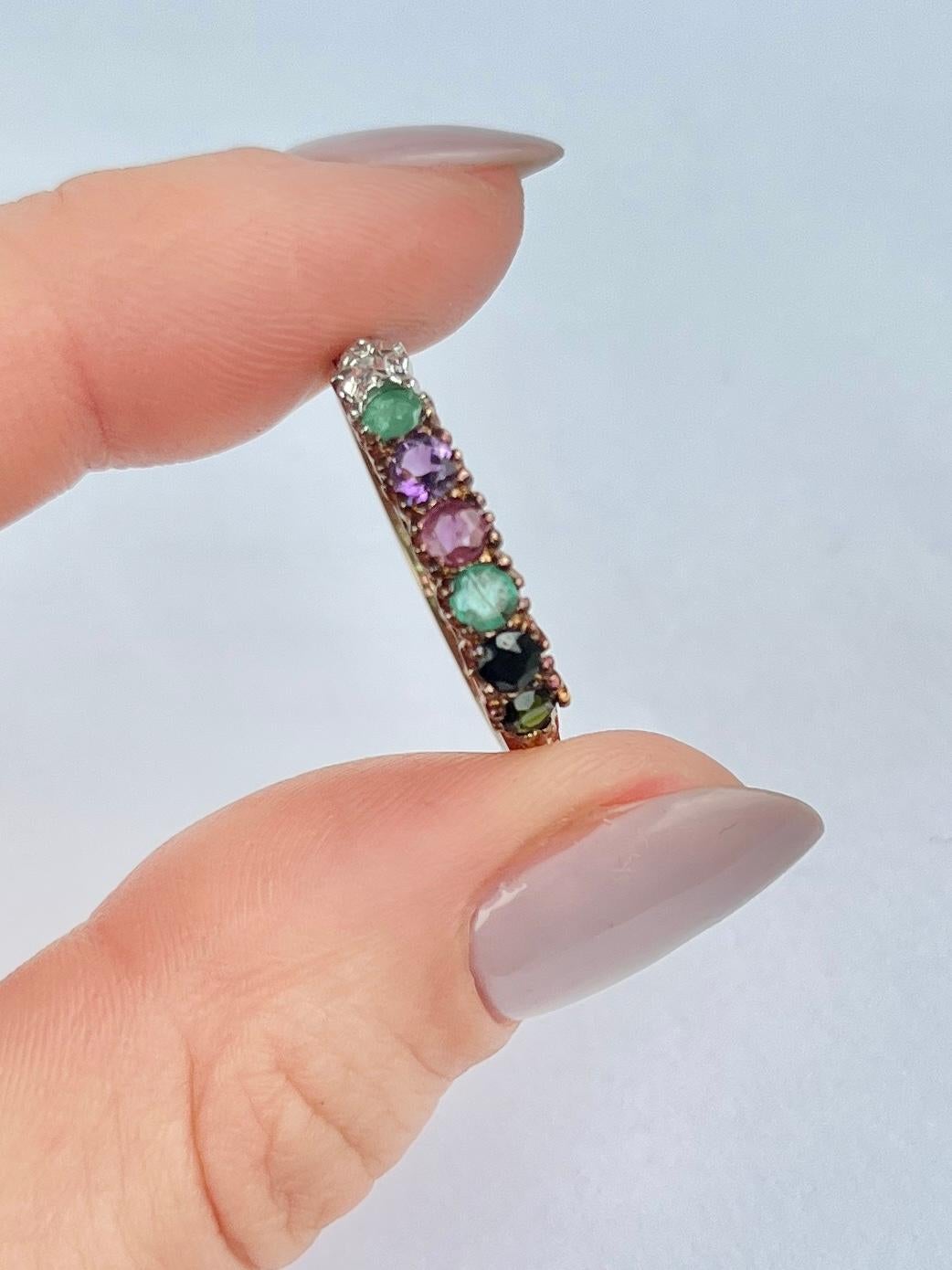 Vintage 9 Carat Gold Dearest Ring For Sale 2