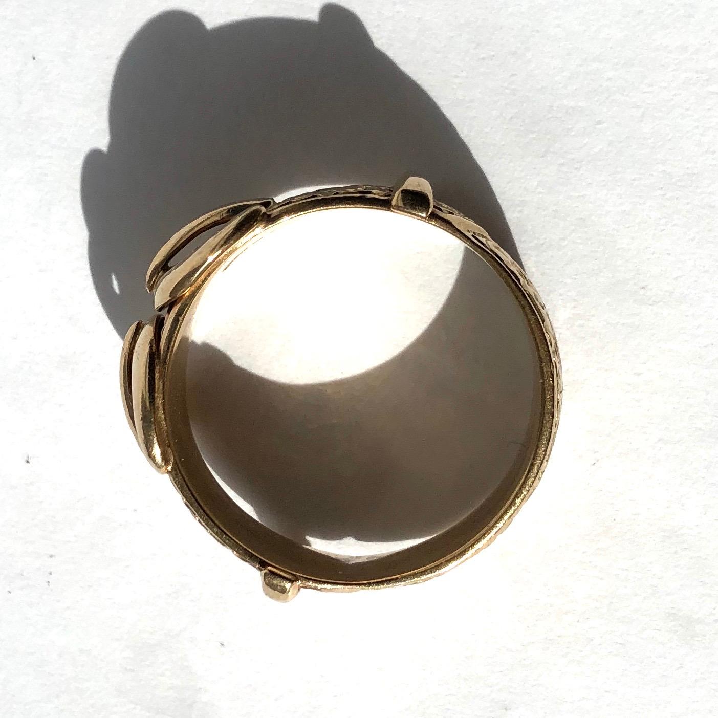 Vintage 9 Carat Gold Double Buckle Gold Band In Good Condition For Sale In Chipping Campden, GB