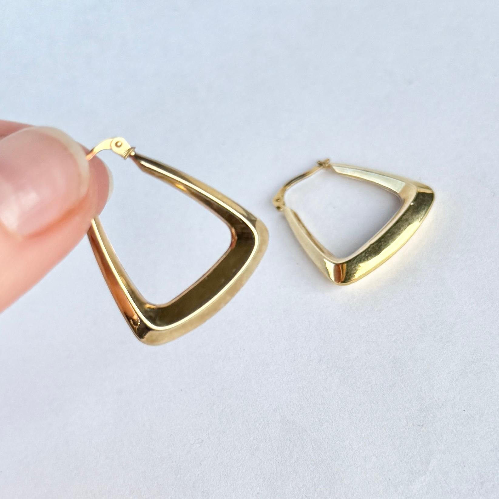 Women's Vintage 9 Carat Gold Hoop Stud Earrings For Sale