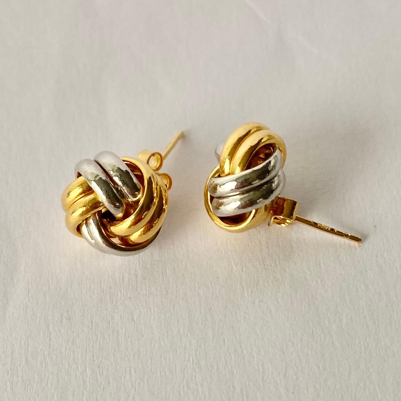 9 carat gold earrings