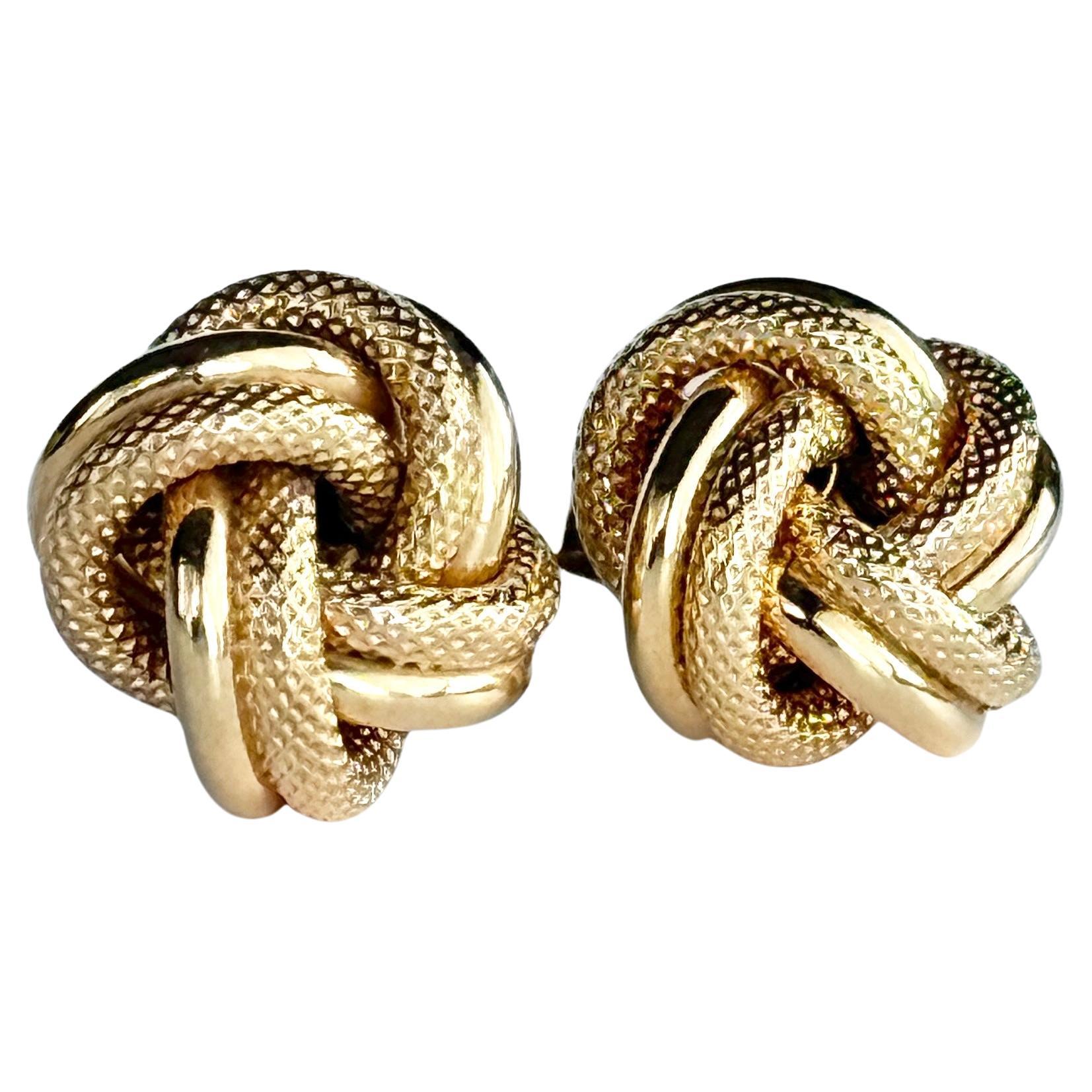 Vintage 9 Carat Gold Knot Stud Earring