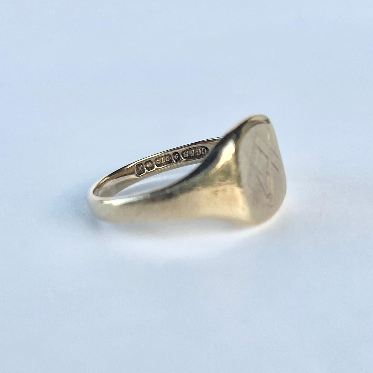 Vintage 9 Carat Gold Masonic Signet Ring 1