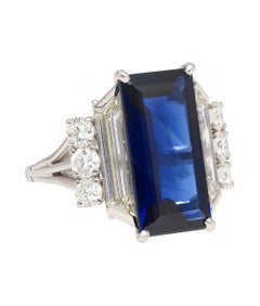 GRS Cert. Vintage 8.5 Carat Vivd Blue Sapphire & Trapezoid Diamond Platinum Ring