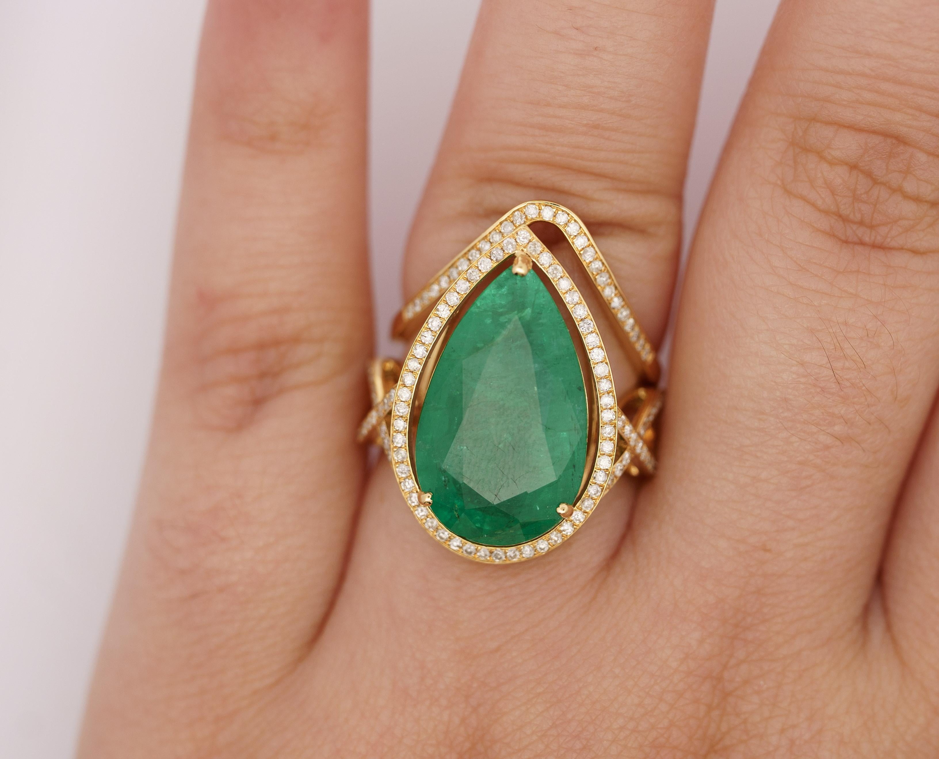 Contemporary Vintage 9 Carat Pear Cut Zambian Emerald & Diamond Halo Ring Jacket in 18K Gold For Sale