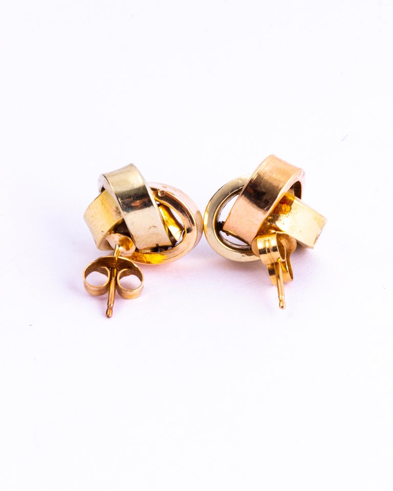 Vintage 9 Carat Triple Tone Gold Knot Stud Earring at 1stDibs