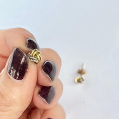 Vintage 9 Carat White and Yellow Gold Knot Stud Earring