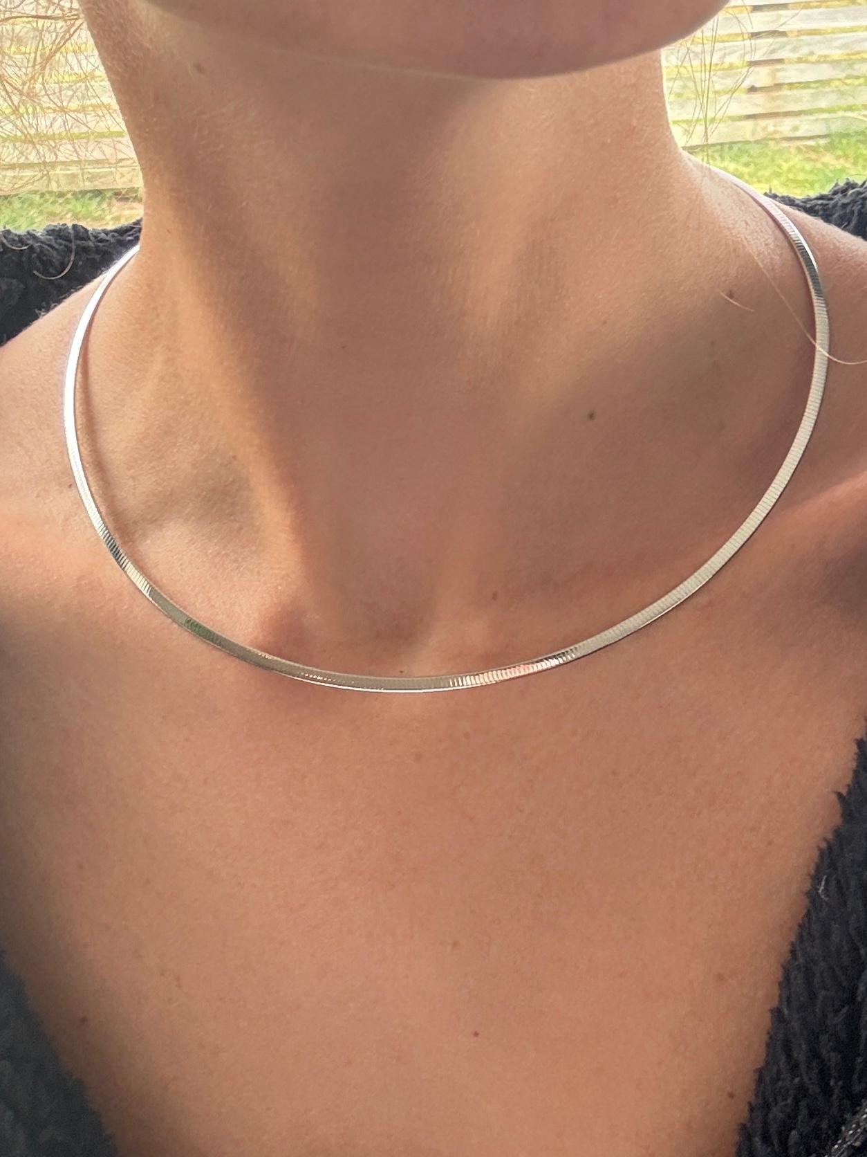 da uomo o donna Collana con catena d'oro bianco vintage a 9 carati in vendita