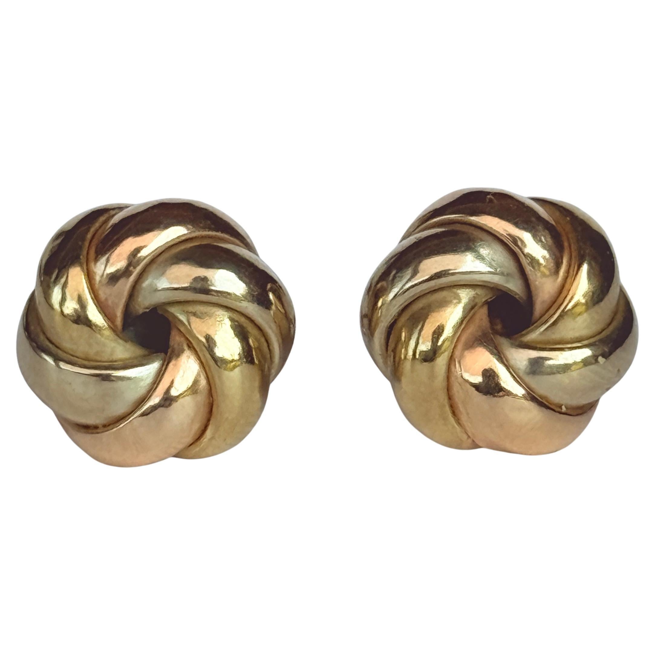 Pendiente vintage de nudo de oro blanco, rosa y amarillo de 9 quilates