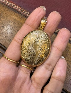 Vintage 9 Carat Yellow Gold Floral Engraved Locket Pendant, 1996