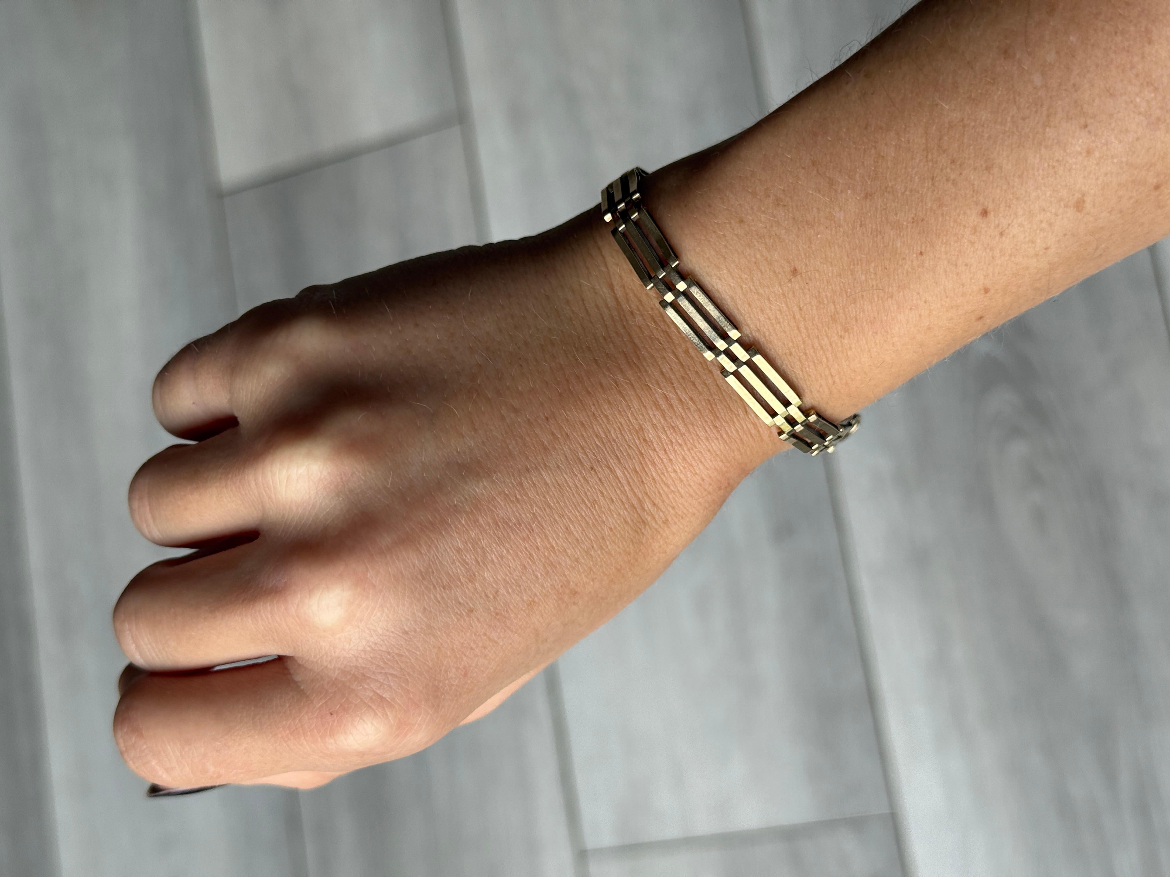 Bracciale vintage A Link in oro giallo a 9 carati In condizioni buone in vendita a Chipping Campden, GB