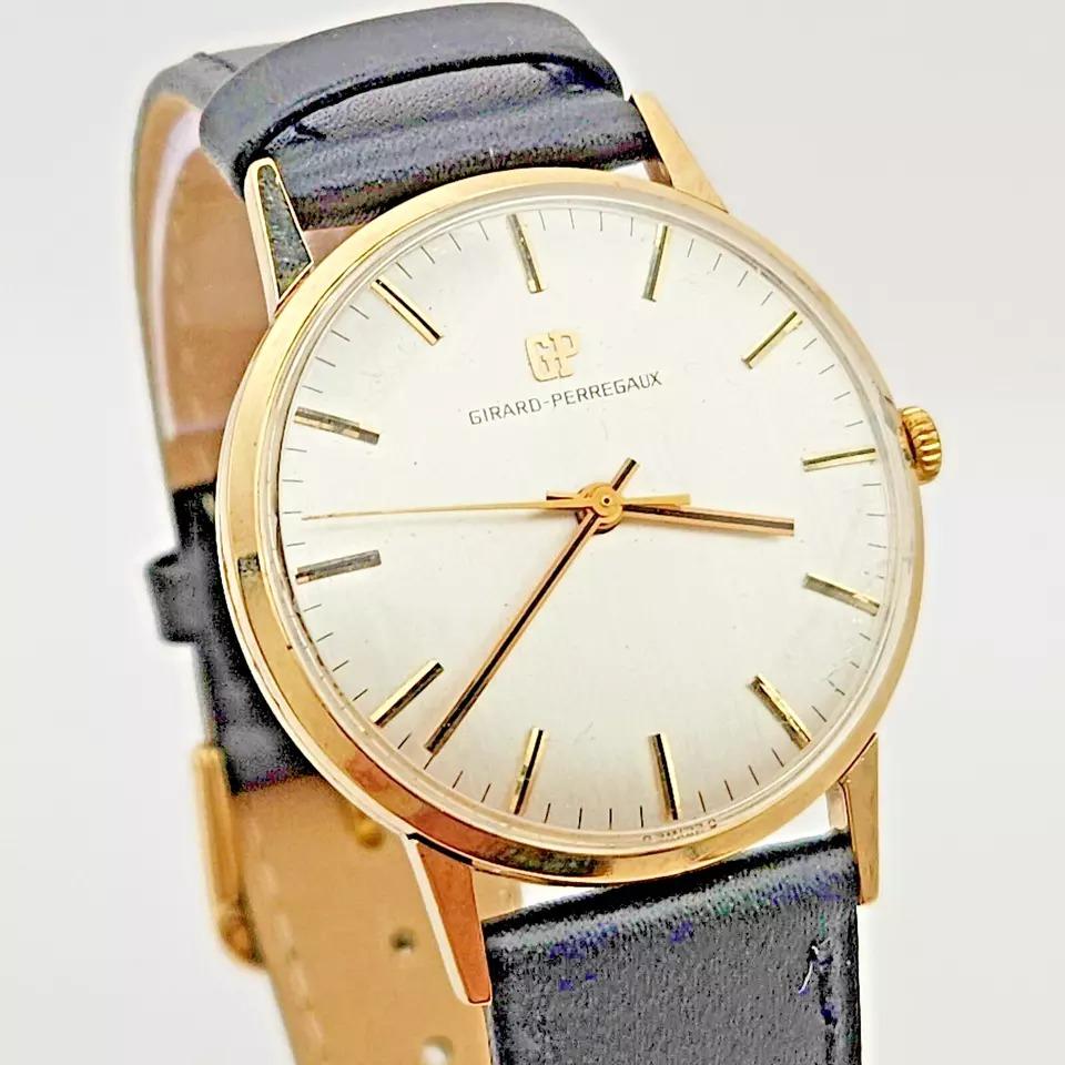 Vintage 9 carat yellow gold Mens Girard Perregaux 1950's Mechanical WristWatch In Good Condition For Sale In Kenley surrey, GB