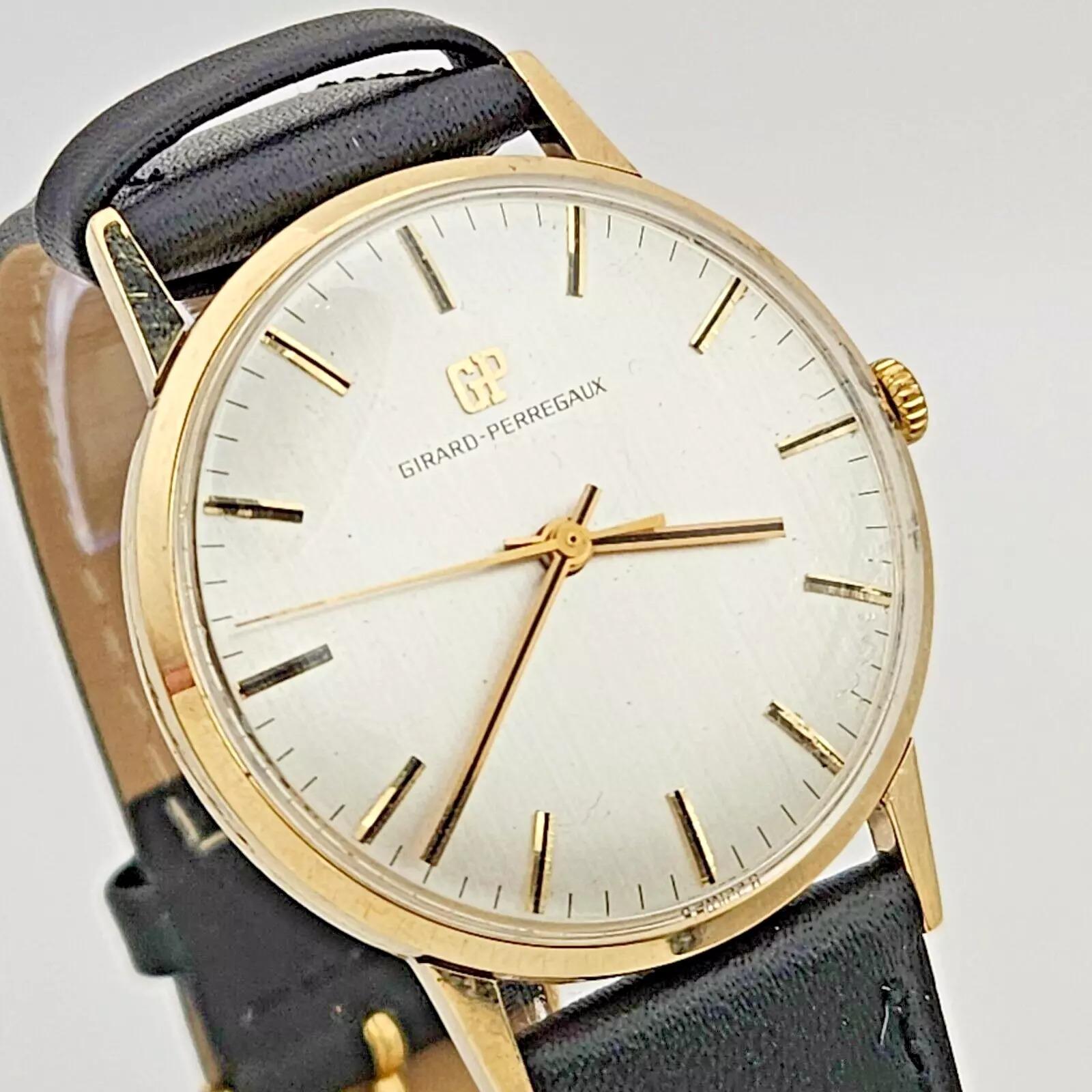 Men's Vintage 9 carat yellow gold Mens Girard Perregaux 1950's Mechanical WristWatch For Sale