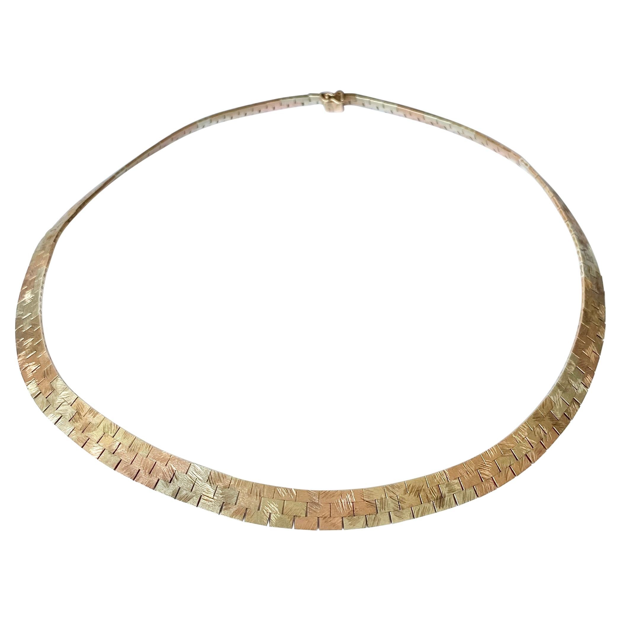 Vintage 9 Carat Yellow, Rose and White Gold Collar Necklace For Sale